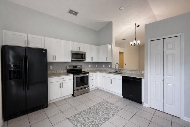 2992 JOSEPH CIRCLE, Oviedo, FL 32765