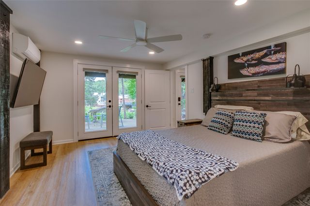 186 Harbor Drive, Gun Barrel City, TX 75156