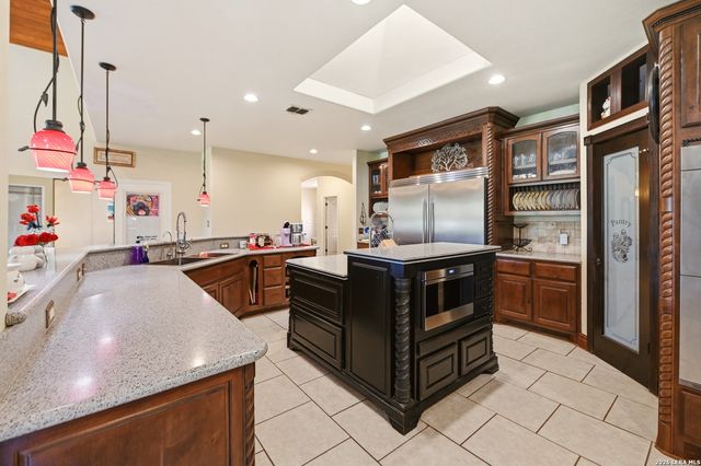 23232 Winter Oaks, San Antonio, TX 78260
