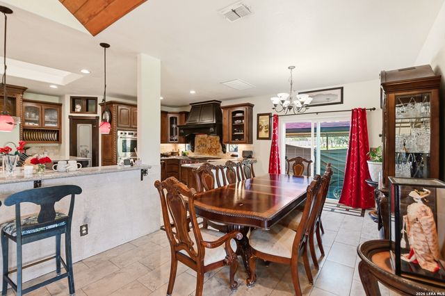 23232 Winter Oaks, San Antonio, TX 78260