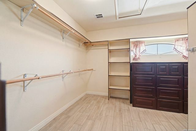 23232 Winter Oaks, San Antonio, TX 78260