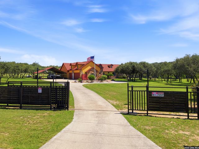23232 Winter Oaks, San Antonio, TX 78260