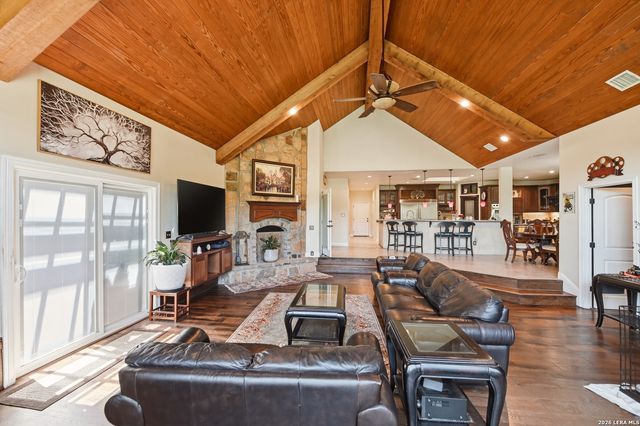 23232 Winter Oaks, San Antonio, TX 78260