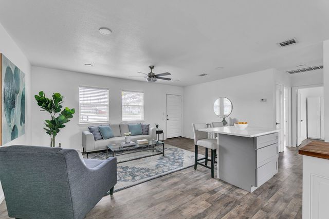 2905 Rogge LN, Austin, TX 78723