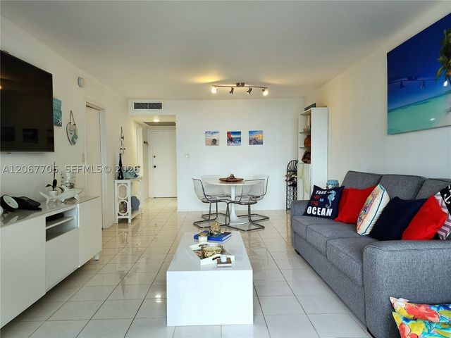 2030 S Ocean Dr 216, Hallandale Beach, FL 33009