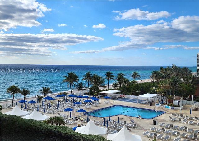 2030 S Ocean Dr 216, Hallandale Beach, FL 33009