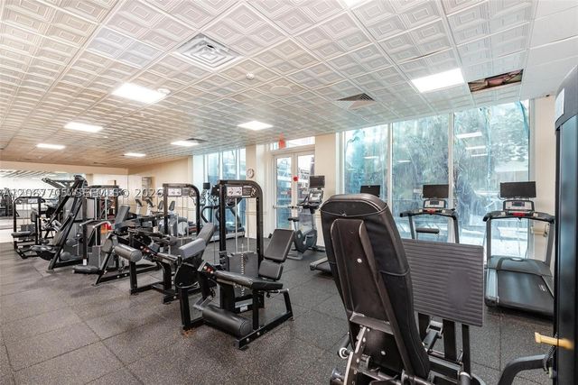 2030 S Ocean Dr 216, Hallandale Beach, FL 33009