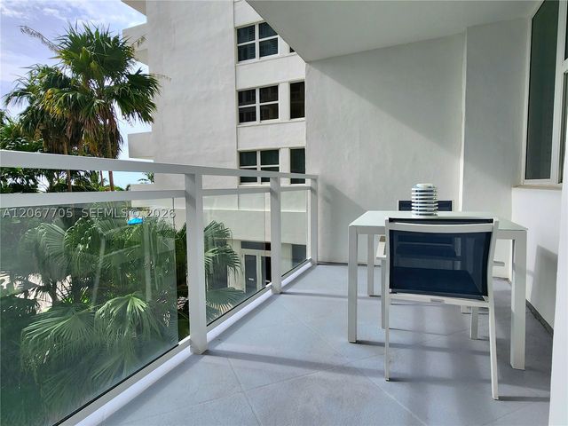 2030 S Ocean Dr 216, Hallandale Beach, FL 33009