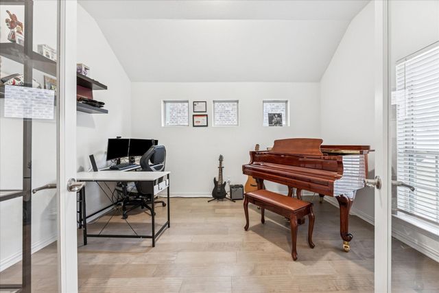 540 Sugar Cane RD, Buda, TX 78610