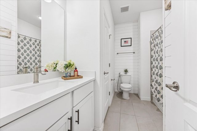 540 Sugar Cane RD, Buda, TX 78610