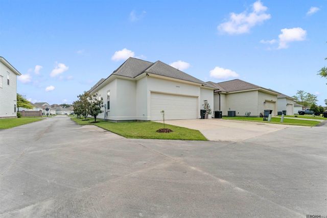 10644 Preservation Way, Baton Rouge, LA 70810
