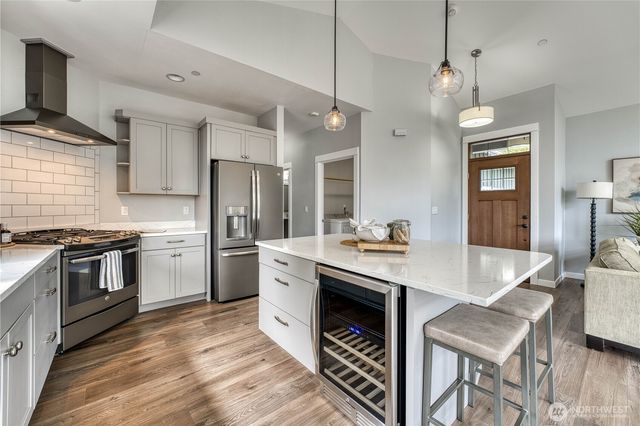 3905 Wollochet Drive NW, Gig Harbor, WA 98335