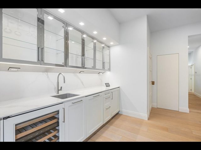 2021 20TH STREET W, Boca Grande, FL 33921