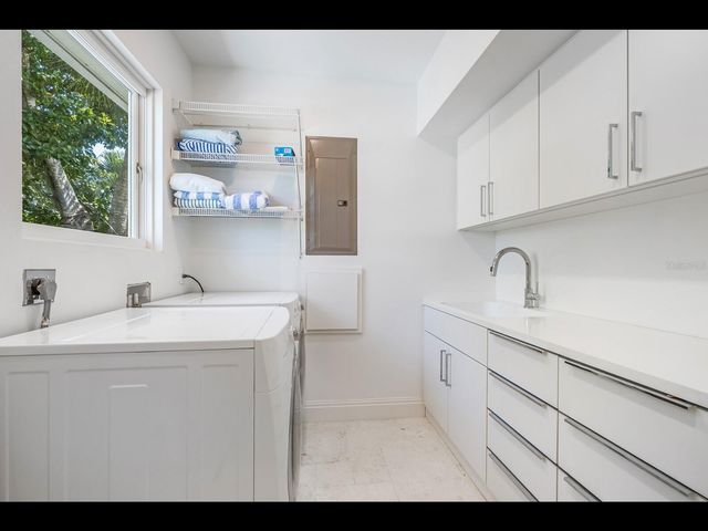 2021 20TH STREET W, Boca Grande, FL 33921