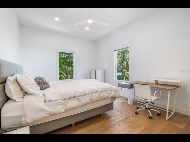 2021 20TH STREET W, Boca Grande, FL 33921