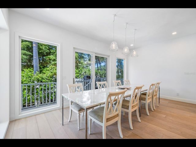 2021 20TH STREET W, Boca Grande, FL 33921