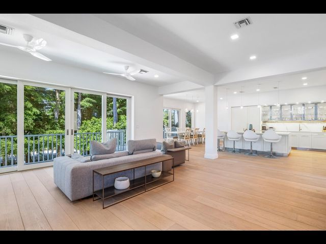 2021 20TH STREET W, Boca Grande, FL 33921