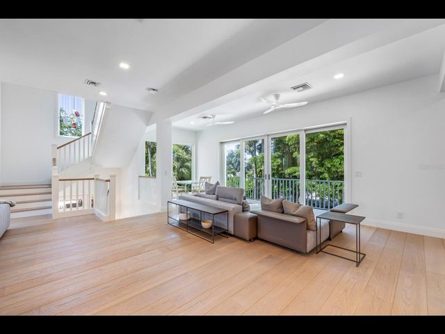 2021 20TH STREET W, Boca Grande, FL 33921