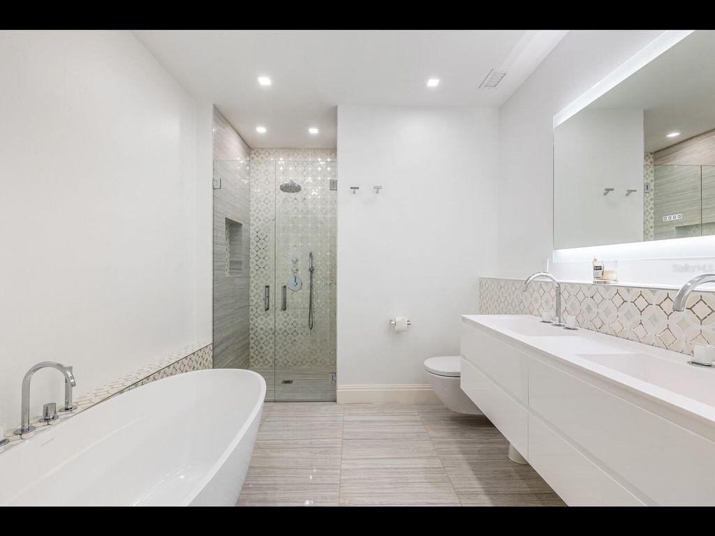 Image 39 of property listing at 2021 20TH STREET W, Boca Grande, FL 33921