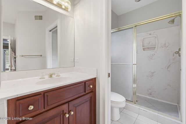 6805 Windham Pkwy, Prospect, KY 40059