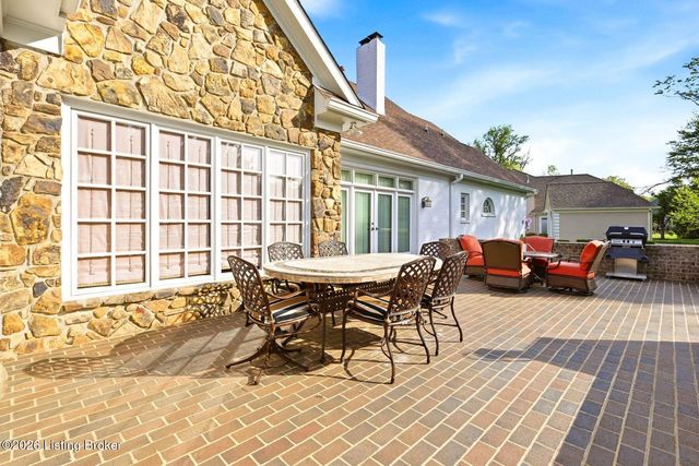 6805 Windham Pkwy, Prospect, KY 40059