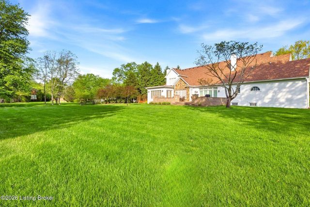 6805 Windham Pkwy, Prospect, KY 40059