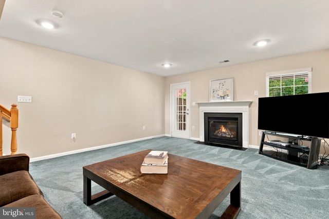 18497 SIERRA SPRINGS SQ, Leesburg, VA 20176