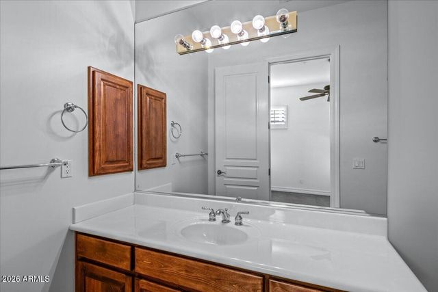 8060 E HIGH POINT Drive, Scottsdale, AZ 85266