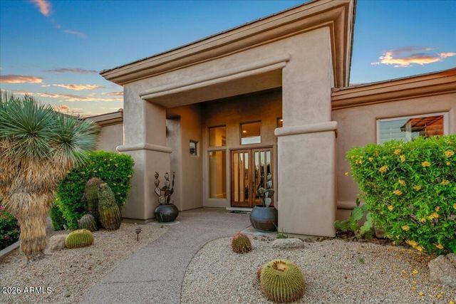 8060 E HIGH POINT Drive, Scottsdale, AZ 85266