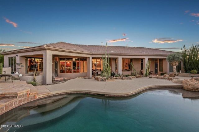 8060 E HIGH POINT Drive, Scottsdale, AZ 85266