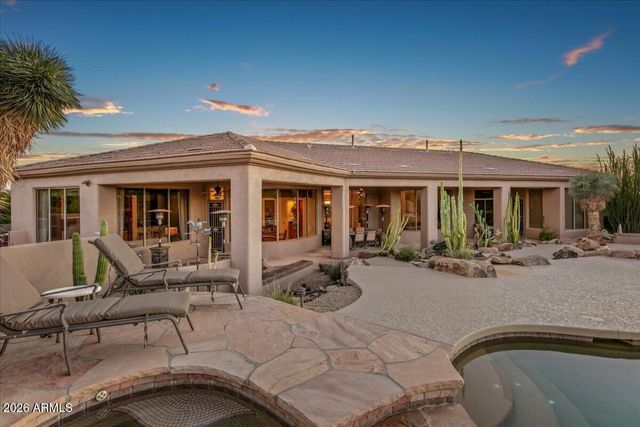 8060 E HIGH POINT Drive, Scottsdale, AZ 85266
