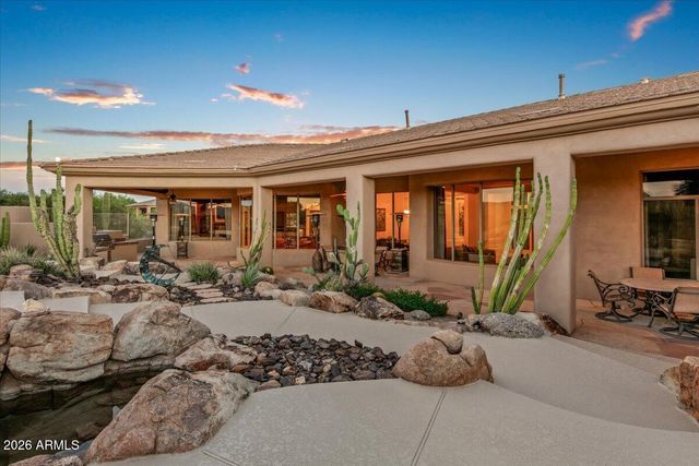 8060 E HIGH POINT Drive, Scottsdale, AZ 85266