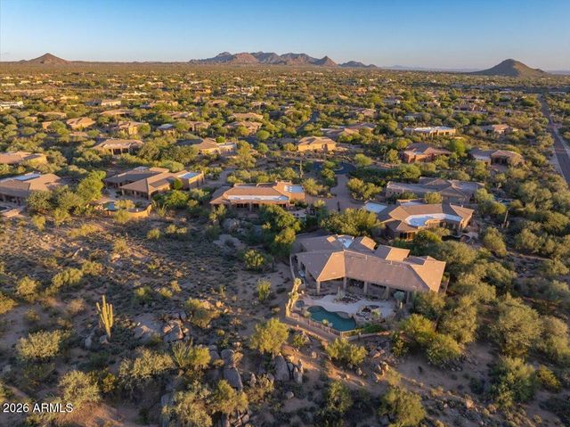 8060 E HIGH POINT Drive, Scottsdale, AZ 85266