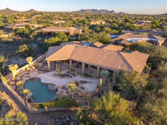 8060 E HIGH POINT Drive, Scottsdale, AZ 85266