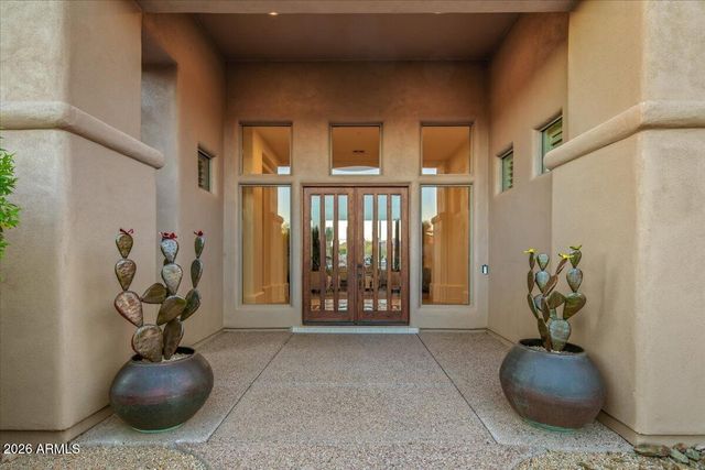 8060 E HIGH POINT Drive, Scottsdale, AZ 85266