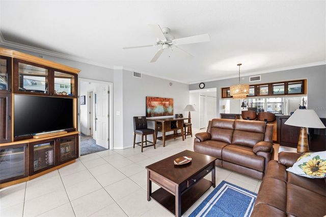 1200 COUNTRY CLUB DRIVE 2205, Largo, FL 33771