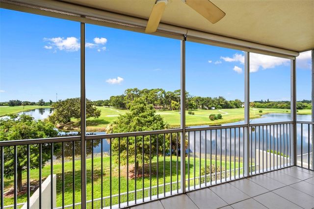 1200 COUNTRY CLUB DRIVE 2205, Largo, FL 33771