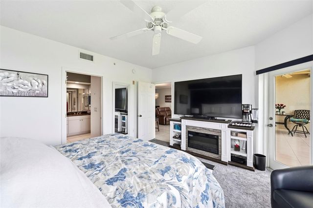 1200 COUNTRY CLUB DRIVE 2205, Largo, FL 33771