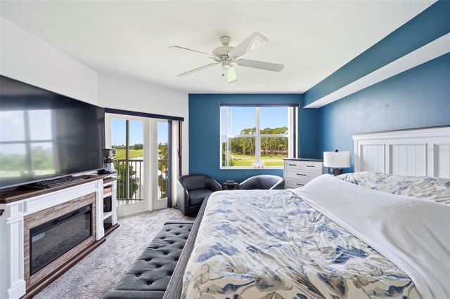 1200 COUNTRY CLUB DRIVE 2205, Largo, FL 33771