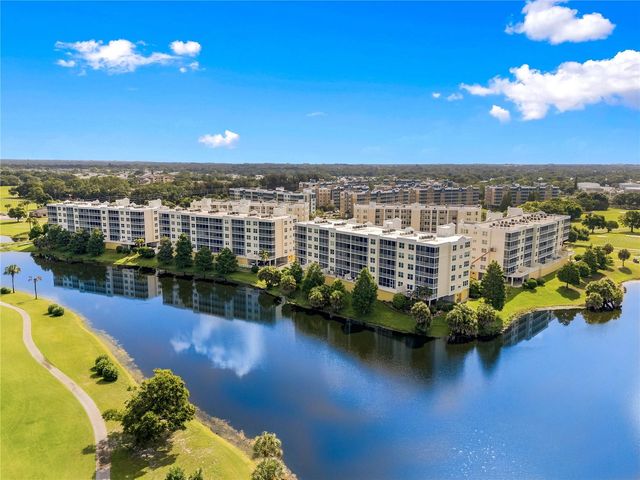 1200 COUNTRY CLUB DRIVE 2205, Largo, FL 33771