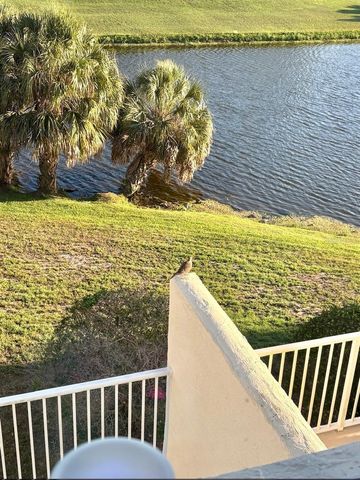 1200 COUNTRY CLUB DRIVE 2205, Largo, FL 33771