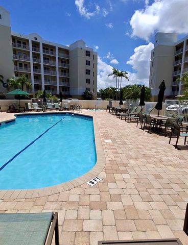 1200 COUNTRY CLUB DRIVE 2205, Largo, FL 33771