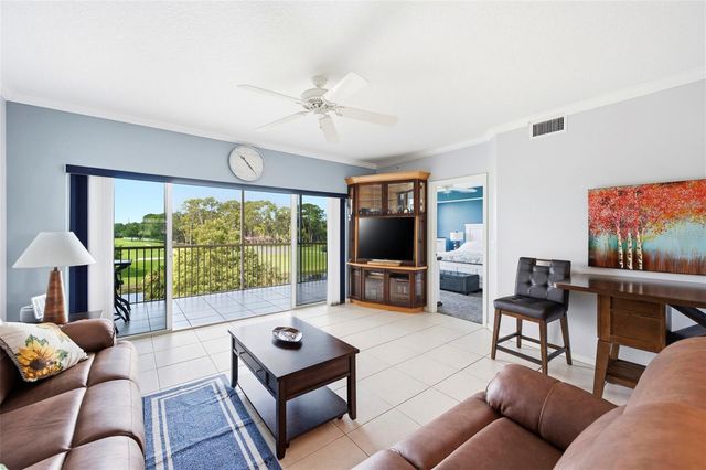 1200 COUNTRY CLUB DRIVE 2205, Largo, FL 33771