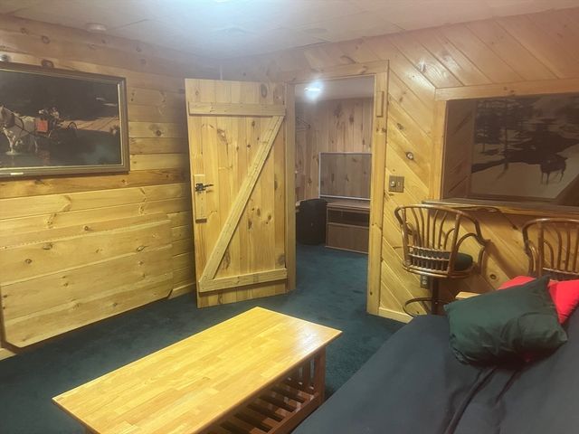 55 Empire St. 10, Chicopee, MA 01013