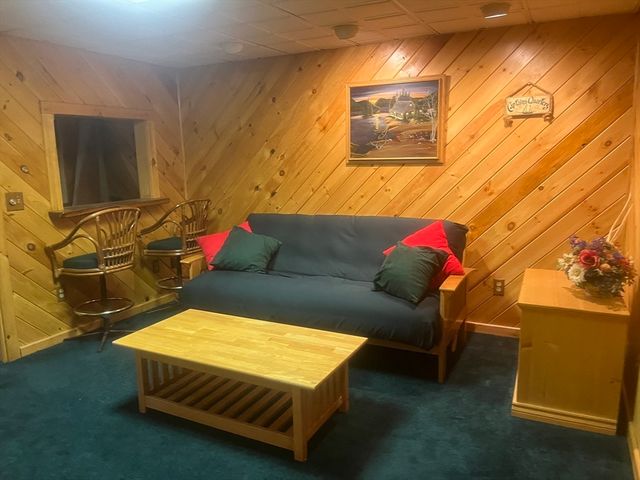 55 Empire St. 10, Chicopee, MA 01013