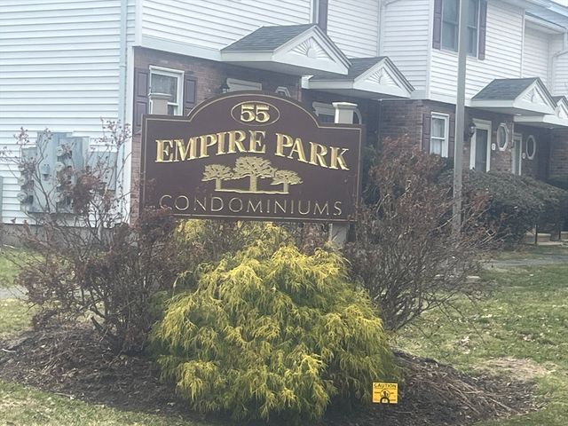 55 Empire St. 10, Chicopee, MA 01013