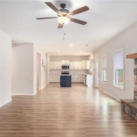 111 HAMILTON LAKE VIEW Court, Lagrange, GA 30241