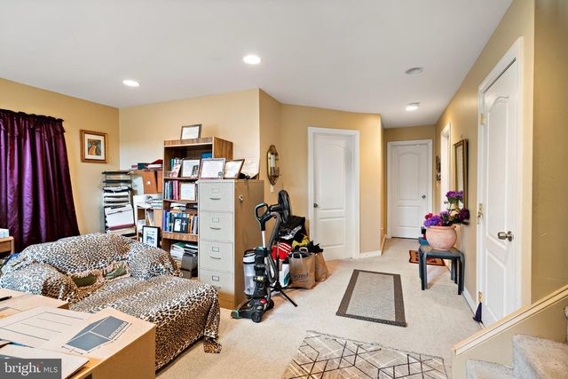 29 W UPSAL ST, Philadelphia, PA 19119