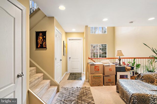 29 W UPSAL ST, Philadelphia, PA 19119