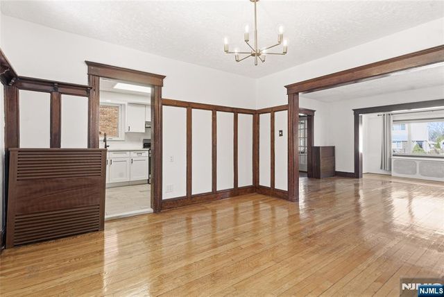 428 Lawton Avenue, Cliffside Park, NJ 07010